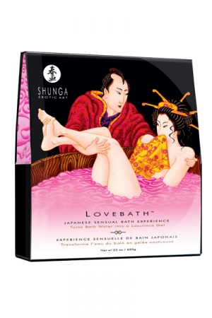 Avec Lovebath, découvrez une expérience sensuelle du bain japonais.