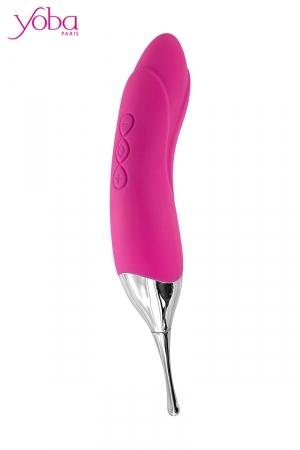 Sextoy rechargeable 2 en 1 avec un côté vibromasseur et l'autre côté stimulateur clitoridien ultra précis. Couleur fuchsia.