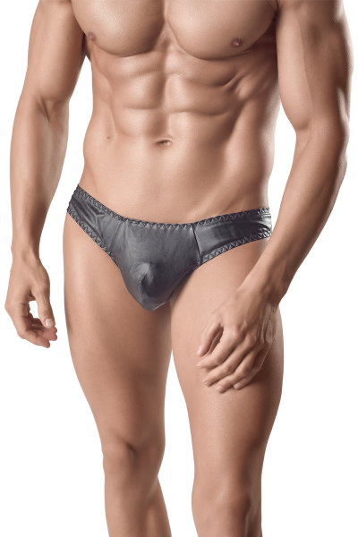 String sexy pour homme fabriqué en Tissu effet wetlook par la marque Anaïs For Men en Europe